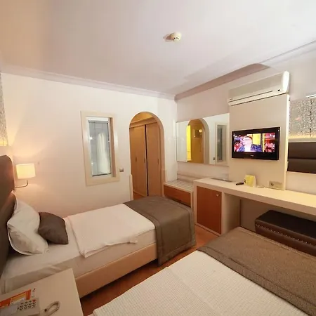 Faros Grand Hotel 3* Marmaris